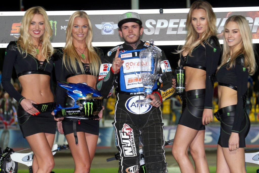 Tai Woffinden back on top of the podium in Prague