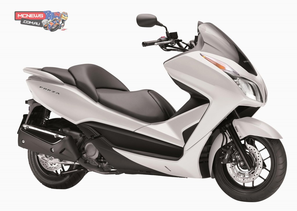 Honda’s mid-size, sporty scooter, the Forza 300, is ideal for commuter trips, weekend tours and everything in between.