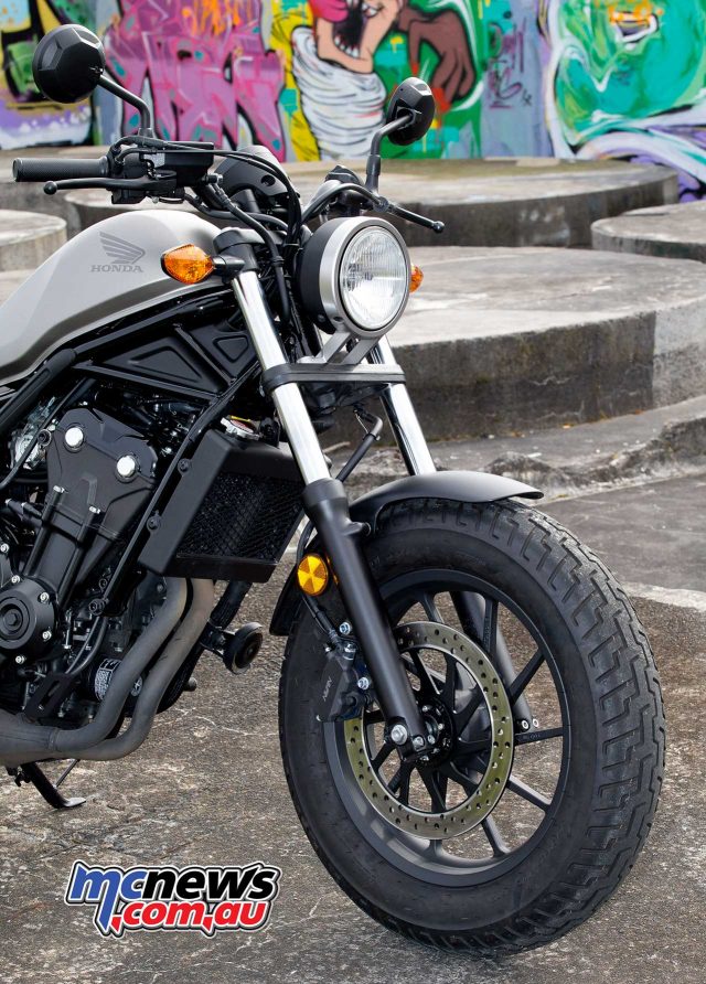 Honda CMX 500 Motorcycle Test | LAMS Bobber | MCNews