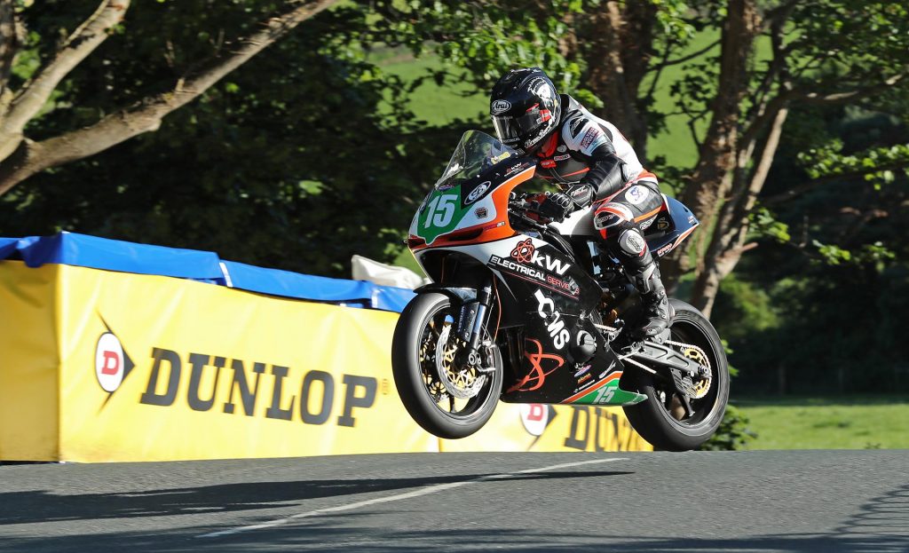 IOMTT Lightweight Jamie Coward