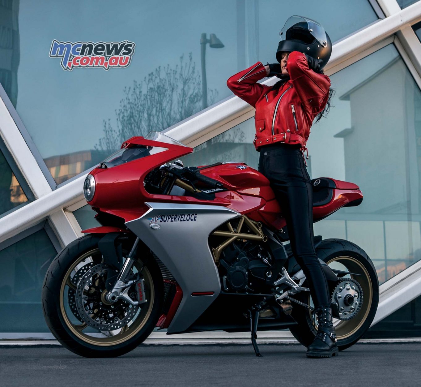 РњРѕС‚РѕС†РёРєР» MV Agusta SUPERVELOCE