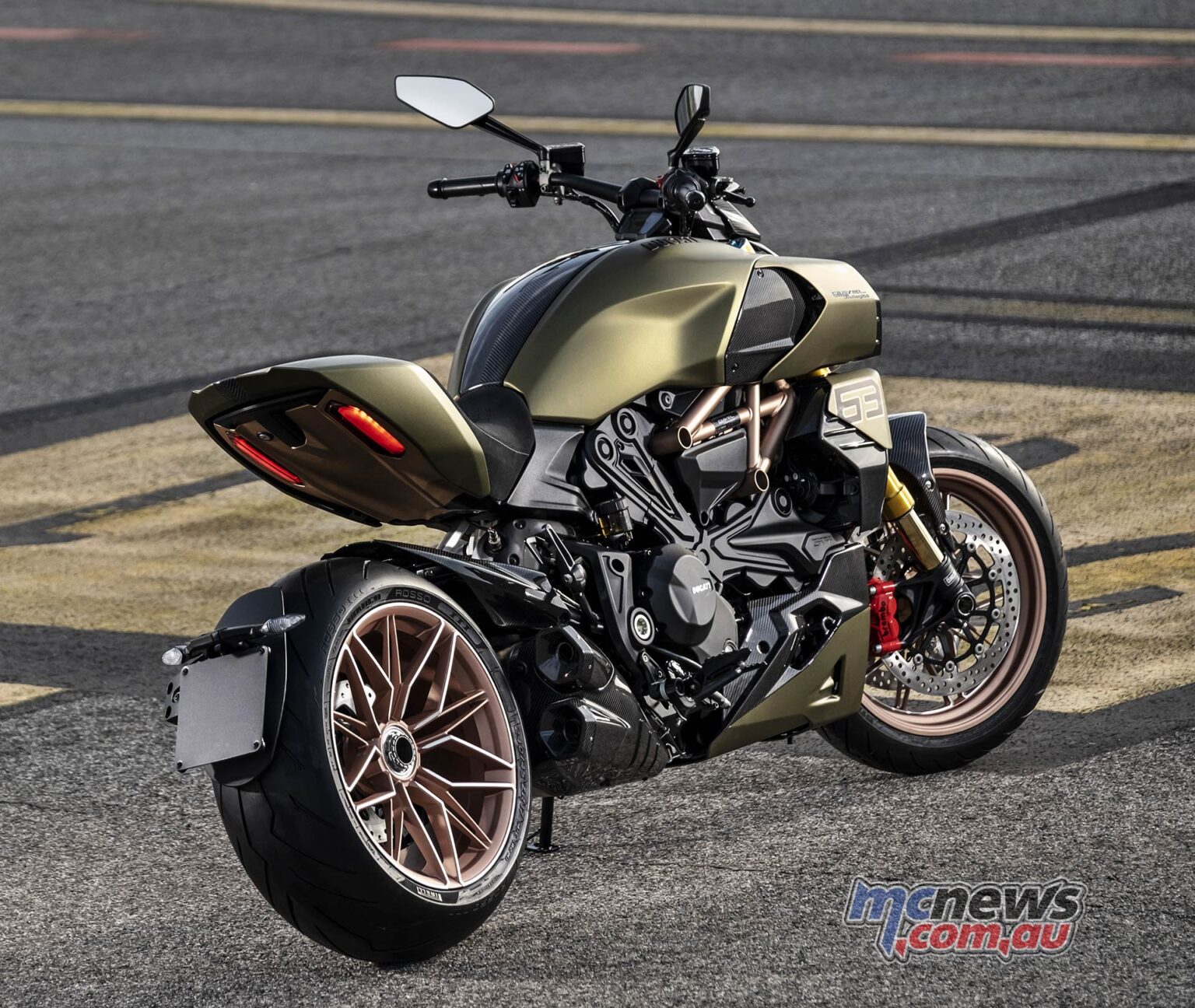 DUCATI_DIAVEL_1260_LAMBORGHINI RHR 1536x1296