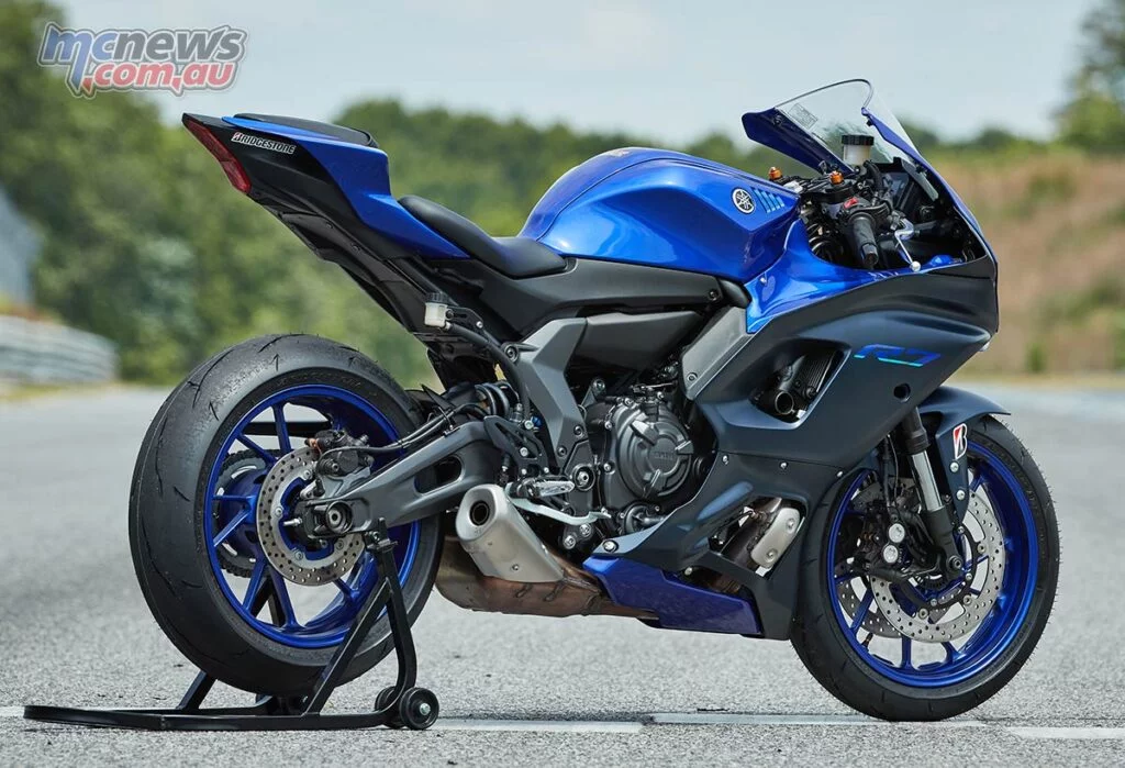 Rennie rides and reviews the new Yamaha YZF-R7