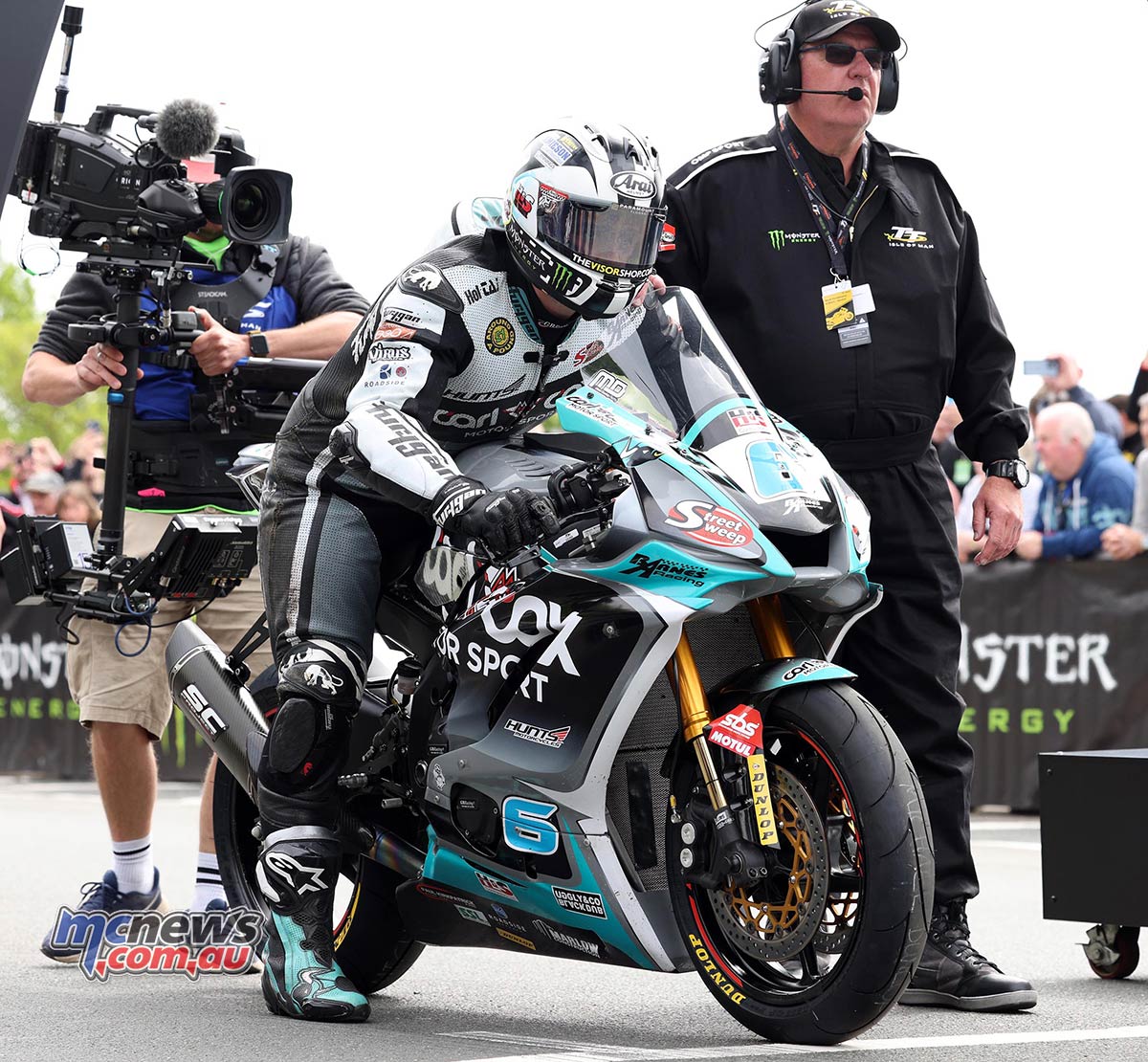 Michael Dunlop takes 20th TT win with hard fought Supersport victory