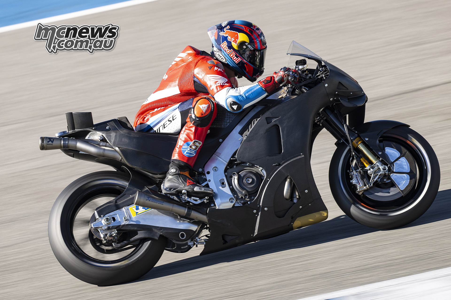 Stefan Bradl seen testing RC213V Honda MotoGP machine at Jerez MCNews