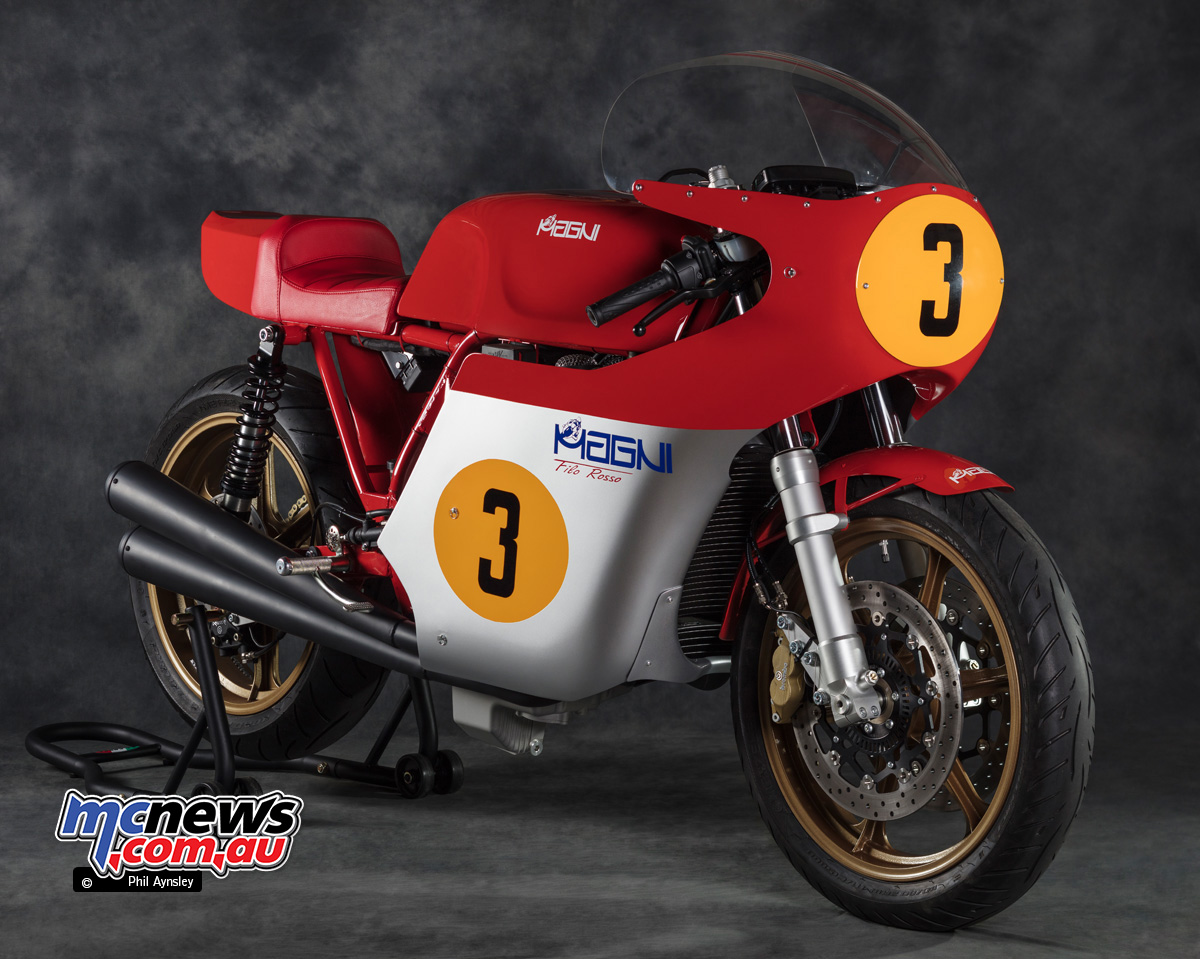 Magni 'Filo Rosso' Retro Racing Motorcycle - AskMen