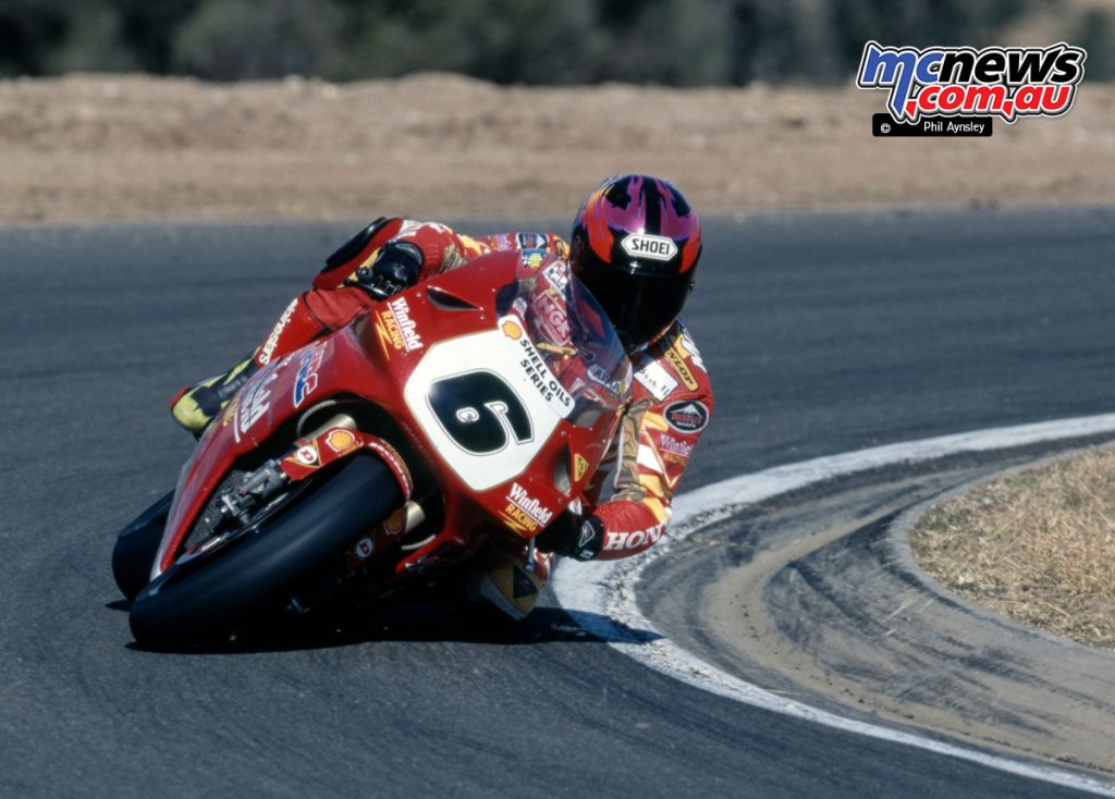 Kirk McCarthy/Honda RC30