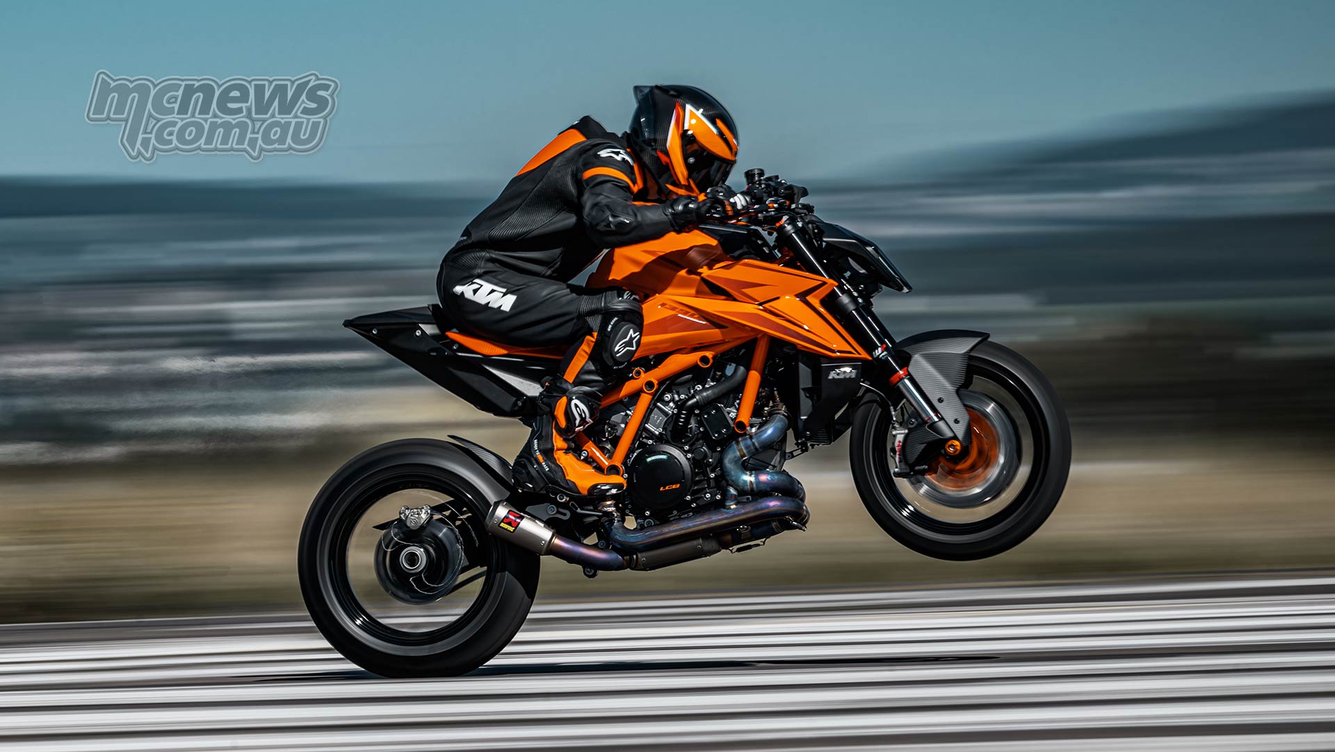 2024 KTM 1390 Super Duke R 1350 cc, 190 hp, 145 Nm MCNews