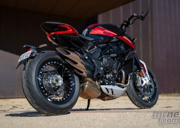 MV Agusta Dragster 800 RR SCS Review