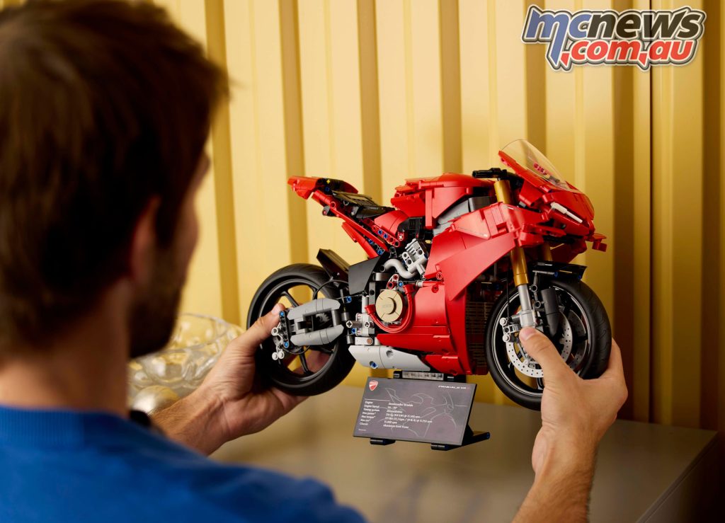 LEGO Technic Ducati Panigale V4 S