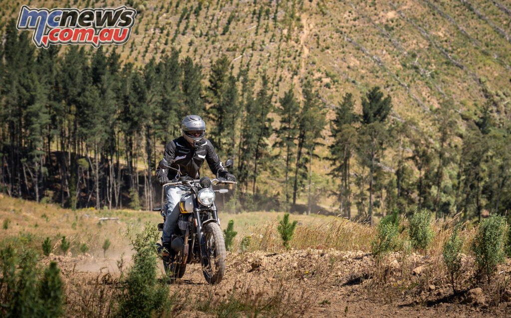 2025 Royal Enfield Bear 650 Review